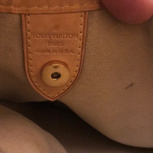 Louis Vuitton Purse - Picture 2 of 8